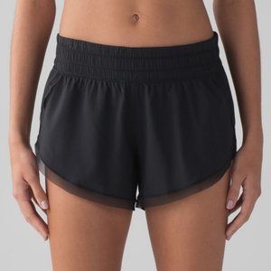 lululemon Anew Mesh Trim Shorts 2.5"